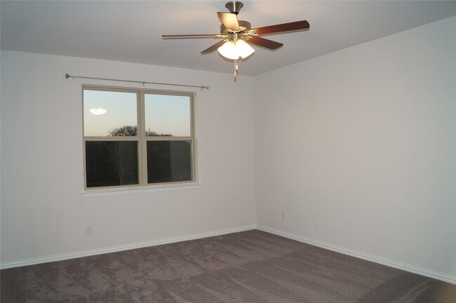 Building Photo - 2056 Meliana Dr