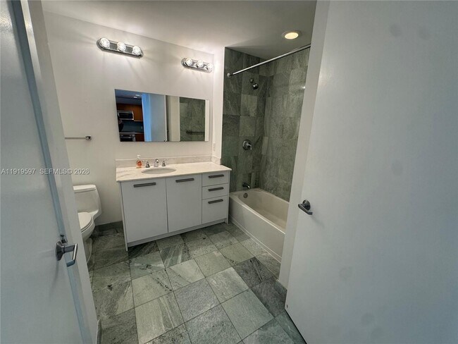 Building Photo - 1050 Brickell Ave