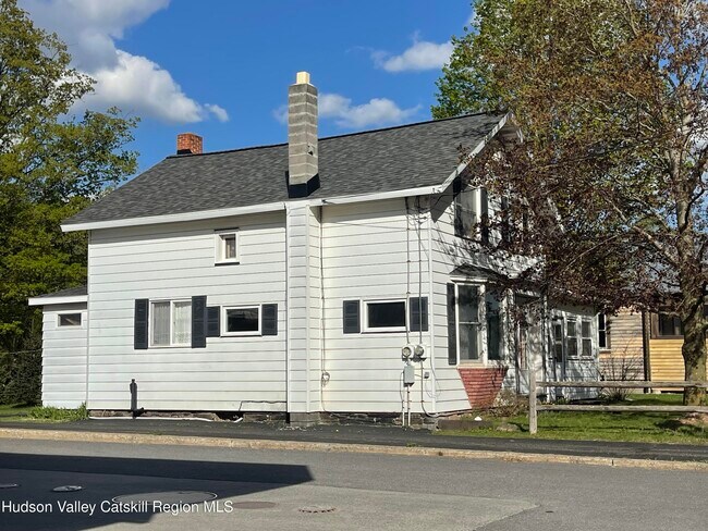 Building Photo - 7734 Main St