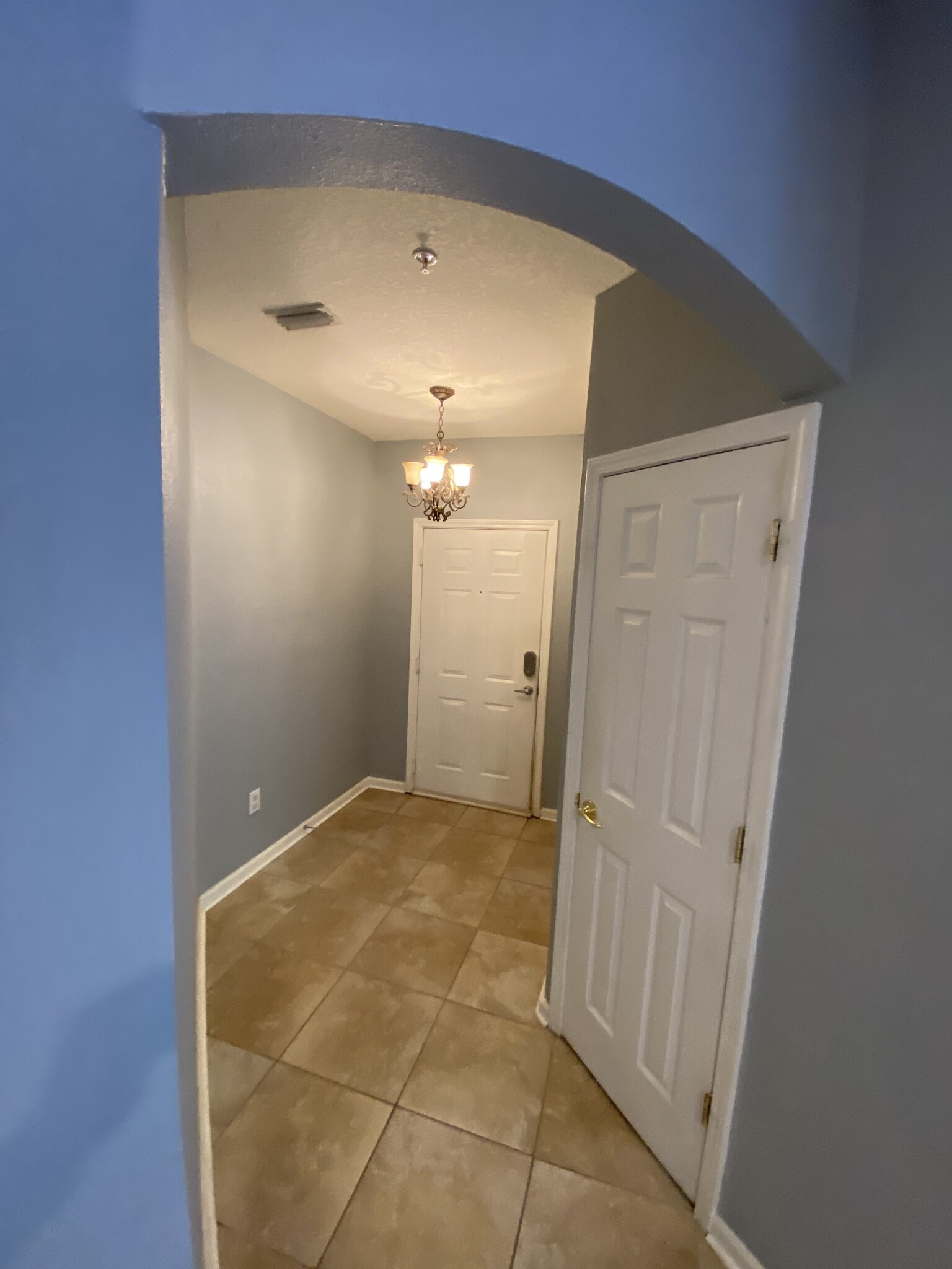 Entry Way - 785 Oakleaf Plantation Pky