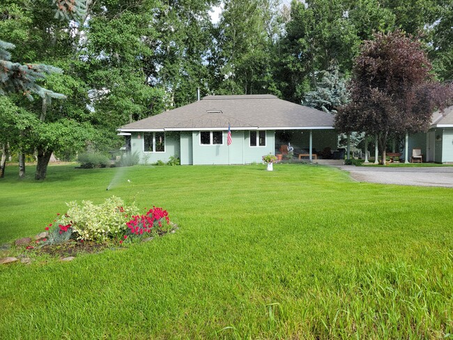 Primary Photo - 105 Willow Rd