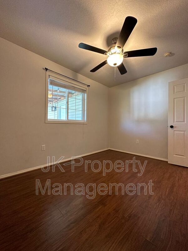 Building Photo - 84 Treasure State Dr