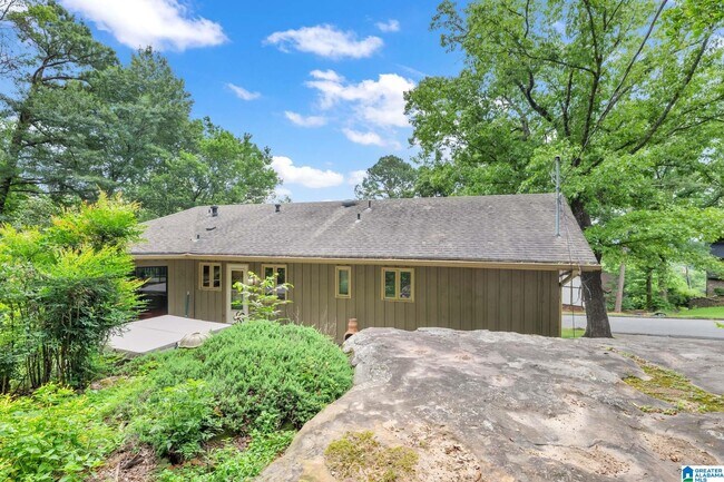 Building Photo - 373 Laredo Dr
