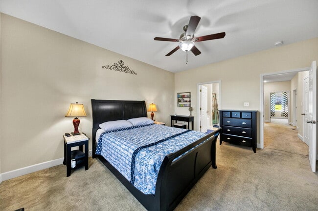 Building Photo - 511 Arbor Lake Dr