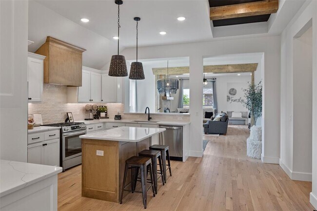 Building Photo - 12712 NW 2nd St