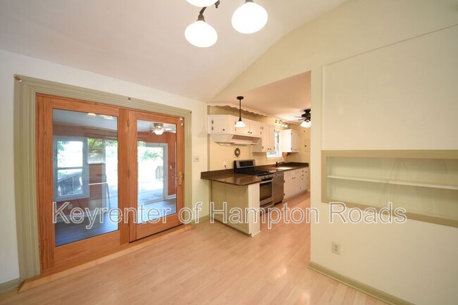 Building Photo - 8356 Cape View Ct