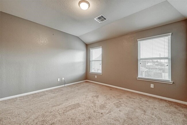 Building Photo - 2561 Magnolia Fair Way