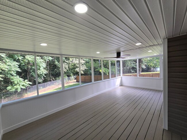 Building Photo - FULLY REMODELED 3 BR HOUSE IN PRINCE GEORG...