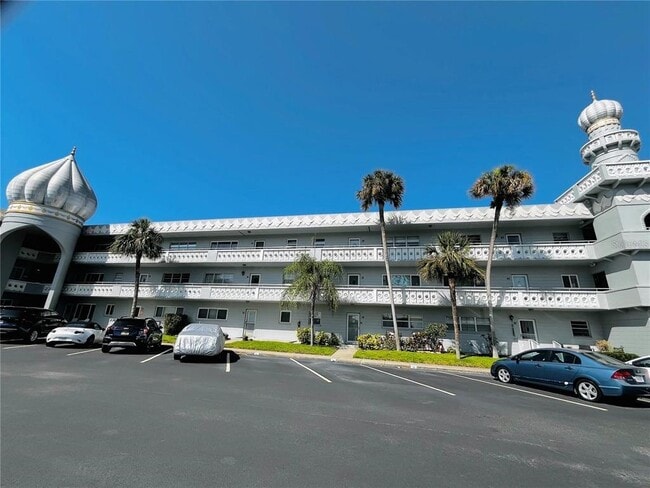 Building Photo - 2340 Grecian Way