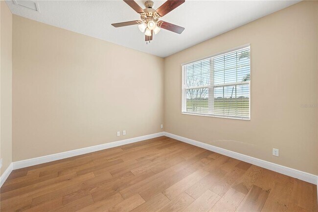 Building Photo - 2049 Heart Lk Dr