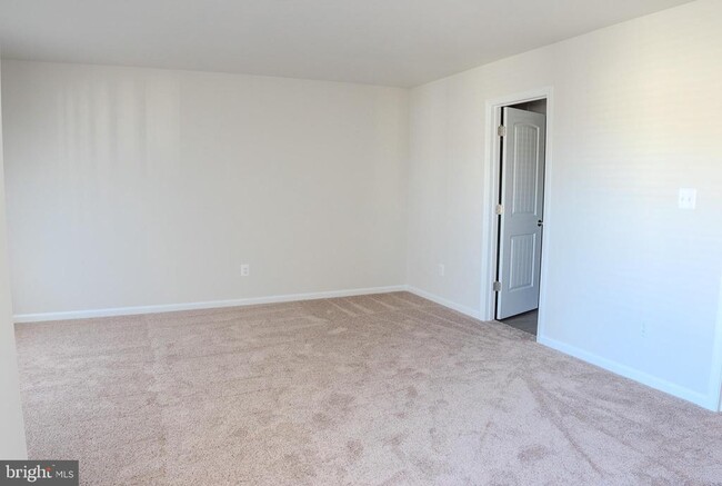 Building Photo - 104 Cramsford St