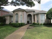 Building Photo - 5815 Willow Wood Ln