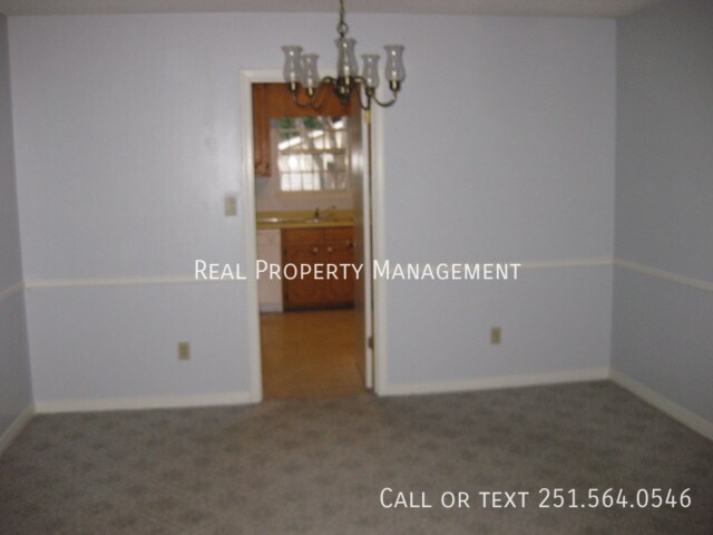 Building Photo - 1505 Deerwood Dr E