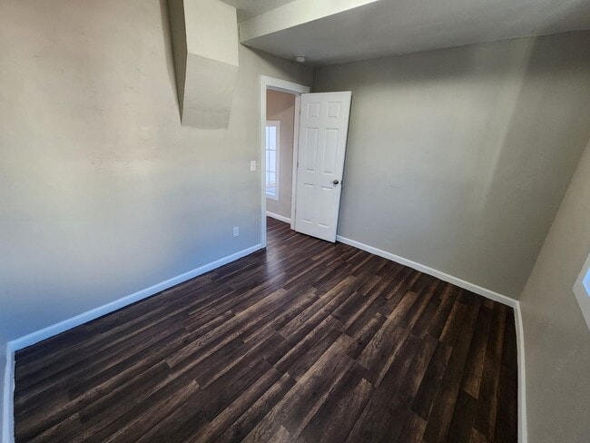 Building Photo - Spacious 3-Bedroom, 2-Bathroom Home AVAILABLE NOW!!