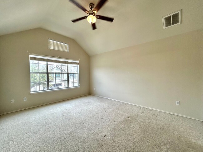 Building Photo - Charming 2 Bed 2.5 Bath Home With Patio In...