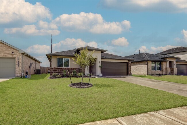 Building Photo - 30203 Gallatin River Ln