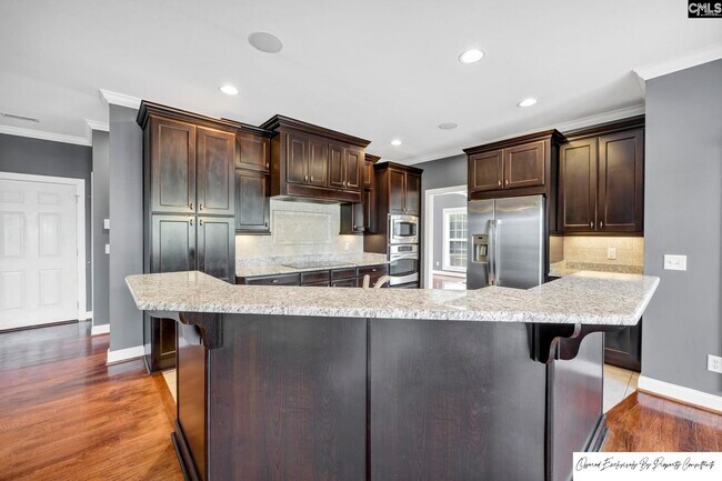 Building Photo - 120 Pinehurst Ct