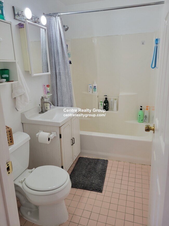 Building Photo - 10 Morgan Pl