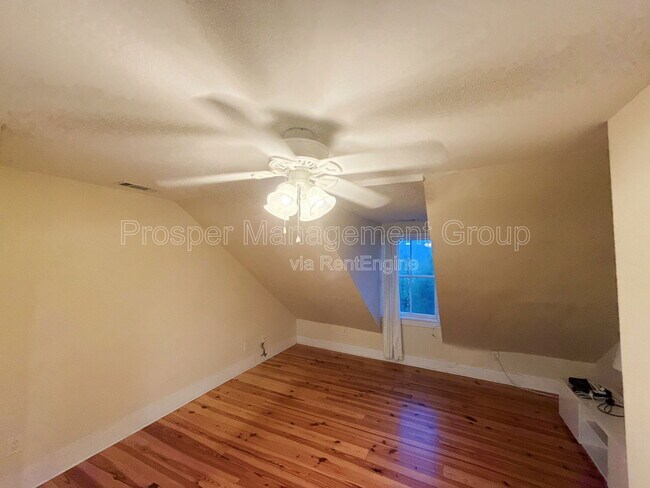 Building Photo - 47 Ashley Ave