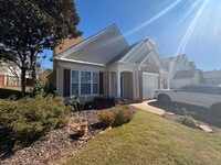 Building Photo - 3/2.5 Townhome Available Now!