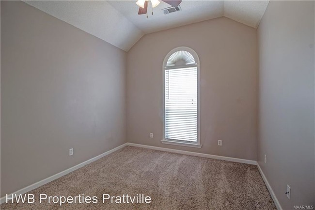 Building Photo - 4 br, 2 bath House - 466 Harvest Loop