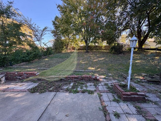 Building Photo - 3213-3215 Marsh Ave