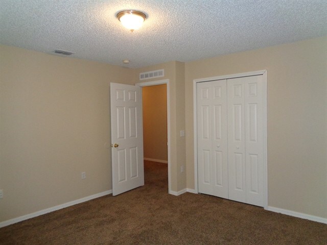 Building Photo - 11331 Ivy Flower Loop