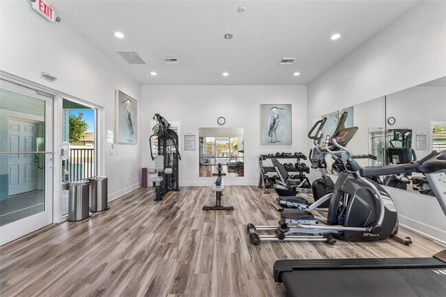 Building Photo - 1536 Saddlewood Cir