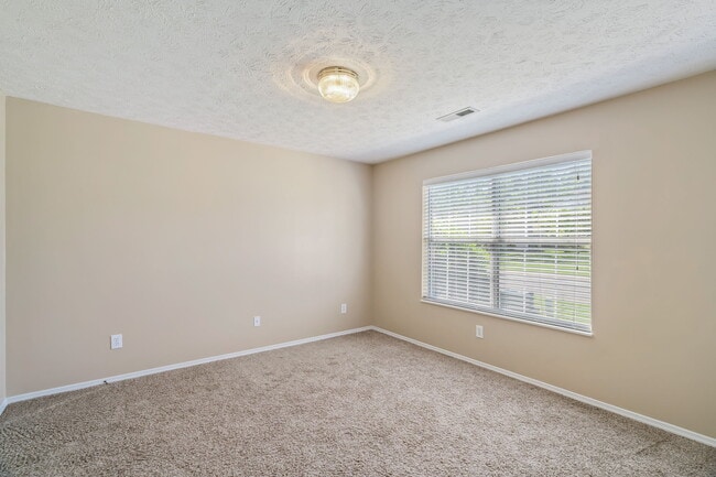 Building Photo - 1034 Brittany Deanne Ln