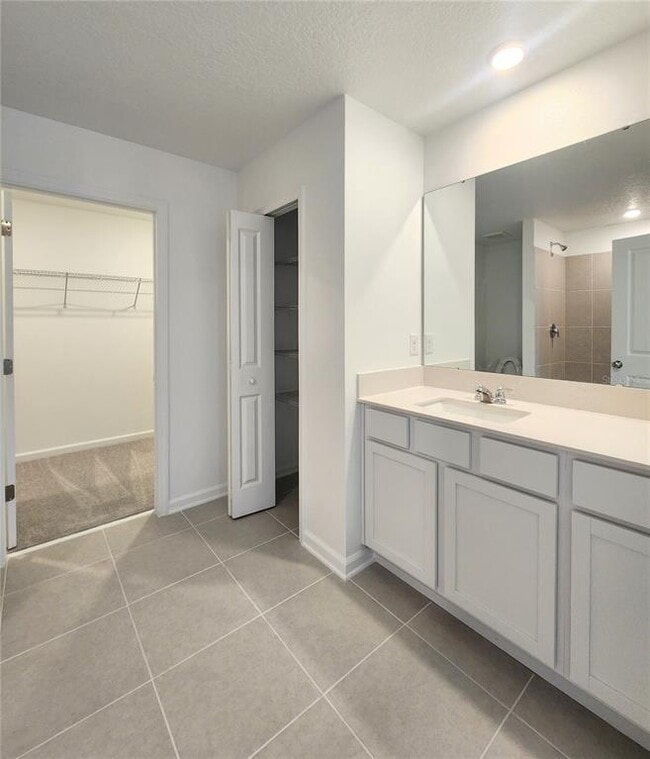 Building Photo - 1220 Belle Isle Ln