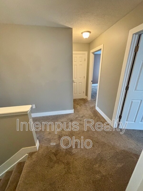 Building Photo - 1482 Geranium Dr
