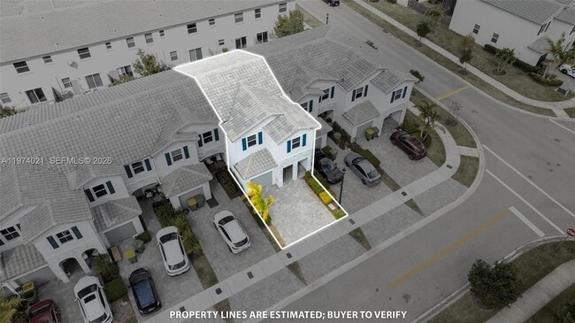 Building Photo - 2619 SE 11th St