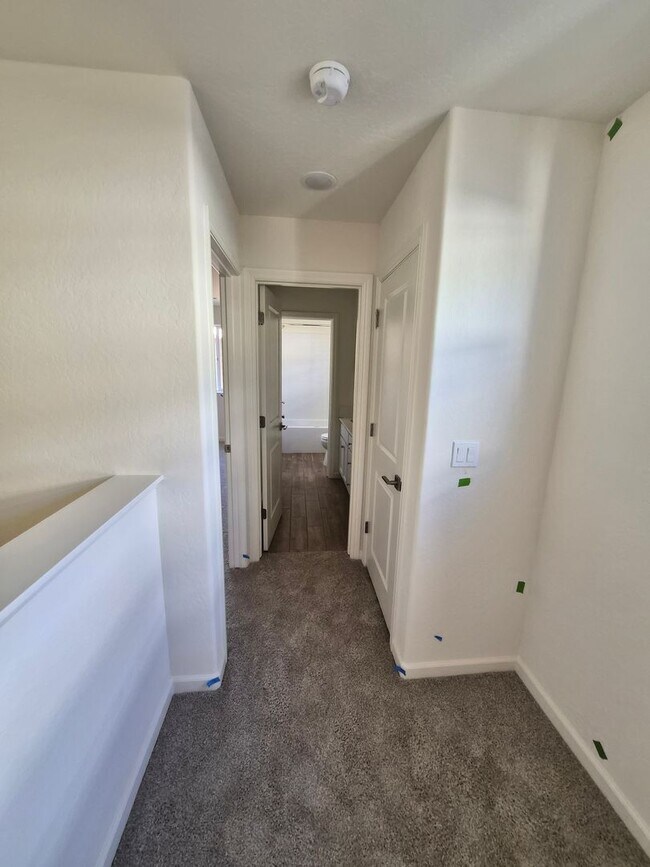 Building Photo - Modern 3-Bedroom Home in the Exclusive Elev8ions Neighborhood of Clovis!