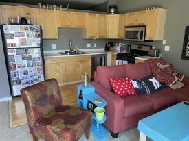 Building Photo - 2080 N Commerce St