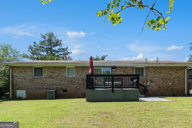 Building Photo - 2958 Holcomb Ct