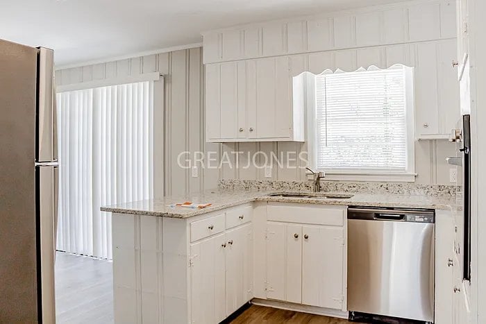 Building Photo - 1155 Darlington Dr