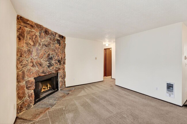 Building Photo - 4801 NE Killingsworth St