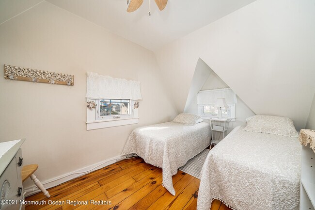 Building Photo - 13 Atlantic Ave