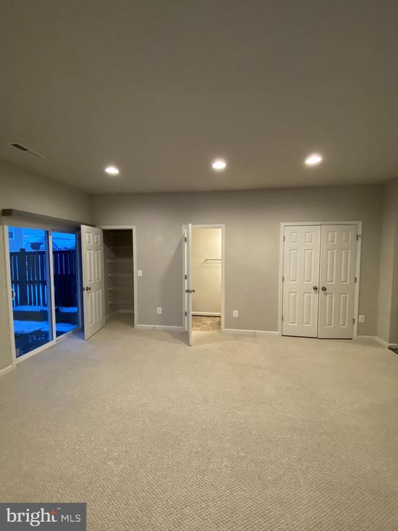 Building Photo - 113 Gristmill Ct