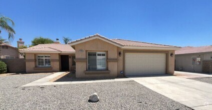 Building Photo - Pool Home in North La Quinta