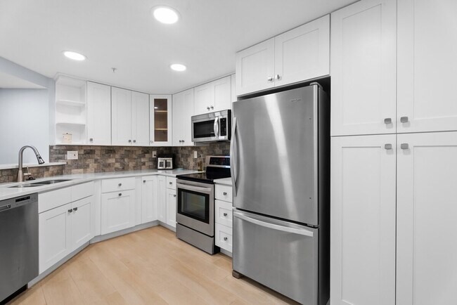 Building Photo - 3880 North Highway A1A-SI ID1537500P
