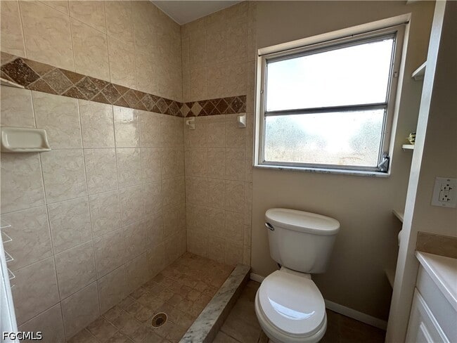 Building Photo - 4320 Pine Lake Rd