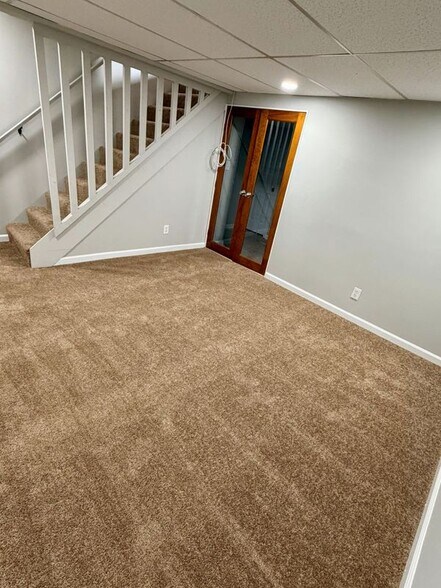 Building Photo - 3413 Wallford Dr