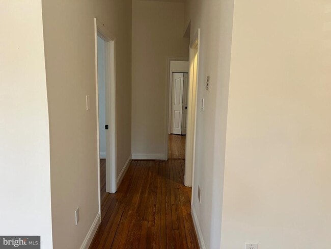 Building Photo - 3267 N St NW