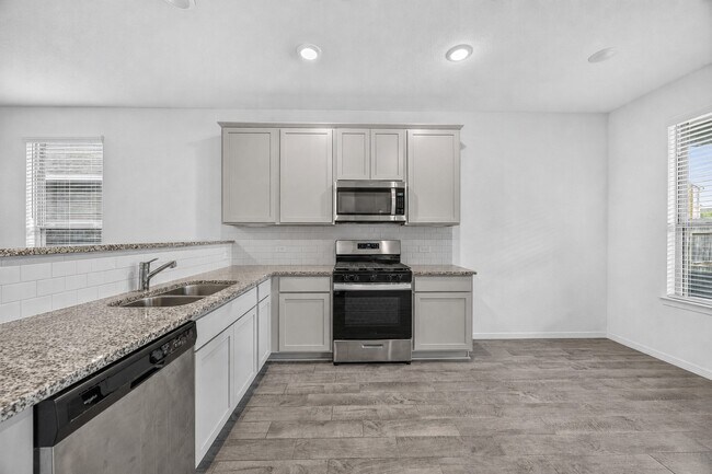 Building Photo - 22338 Auburn Cabin Ln