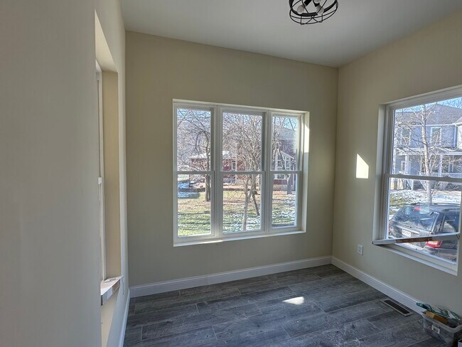 Building Photo - 1213 Kiefer Creek Rd