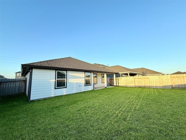 Building Photo - 31611 Farlam Farms Trl