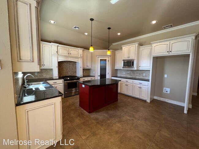 Building Photo - 4 br, 2.5 bath House - 12100 Kimberlyn Road