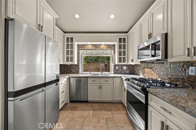 Building Photo - 1185 Bridgeport Rd