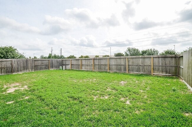 Building Photo - 9422 Herons Grove Ln